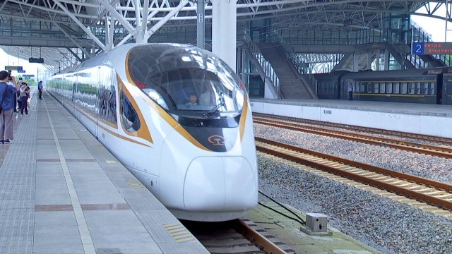 一季度中国铁路完成固定资产投资1135.5亿元 同比增6.6%