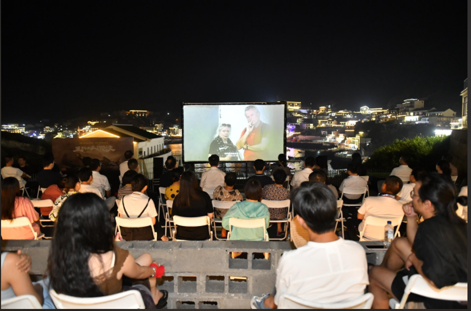 站在事件原点，聆听历史回响——《里斯本丸沉没》普陀东极首映，收获感动和泪水
